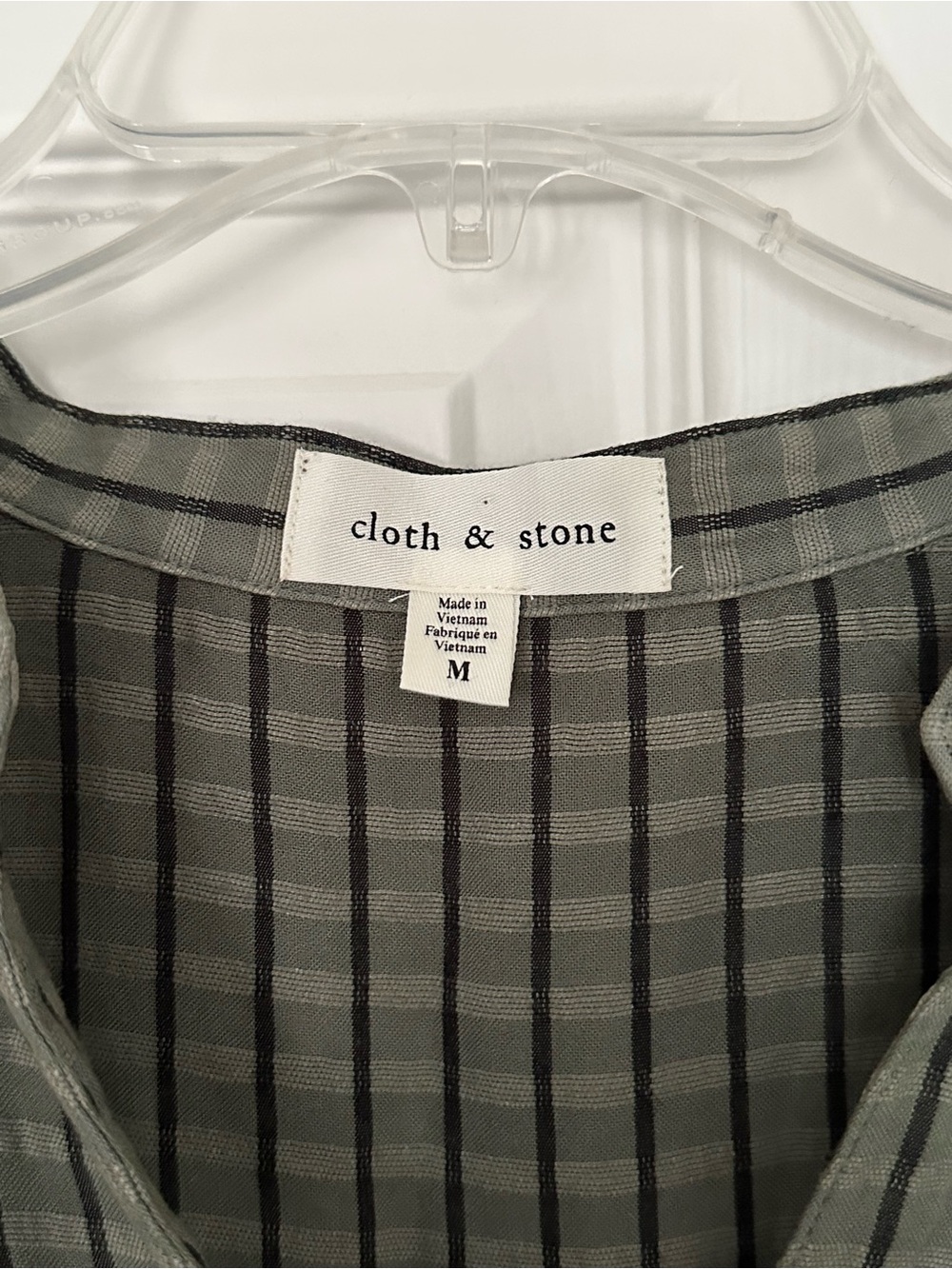 Cloth & Stone Puff-Sleeve Linen Buttondown Top - Picture 7 of 7